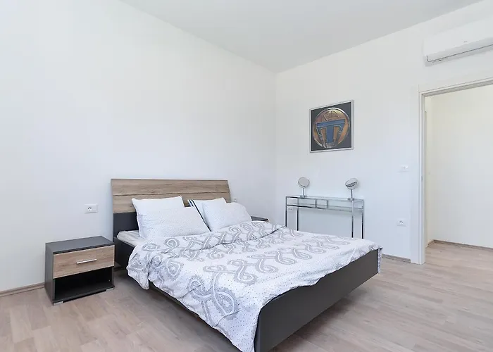 House Vintijan 2194 * Пула