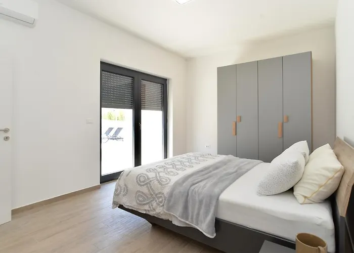 Будинок відпочинку House Vintijan 2194 Пула