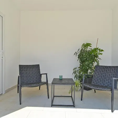 بيت للعطل House Vintijan 2194 *