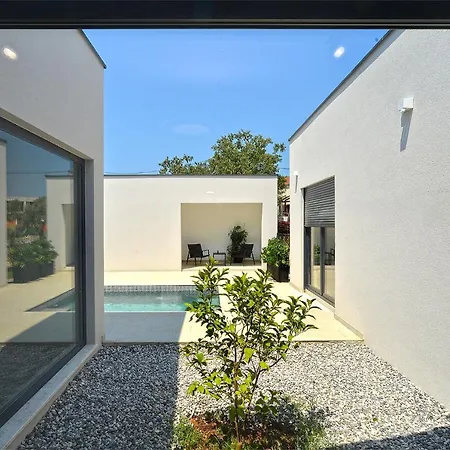 بيت للعطل House Vintijan 2194 بولا