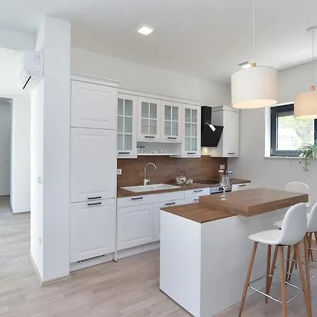 بيت للعطل House Vintijan 2194