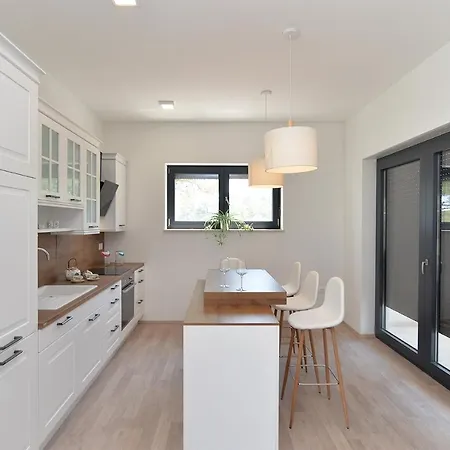 House Vintijan 2194 *