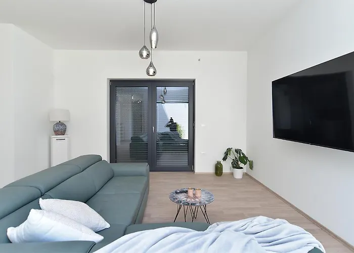 House Vintijan 2194 Πούλα