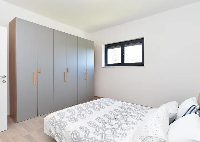 House Vintijan 2194 Holiday home Pula